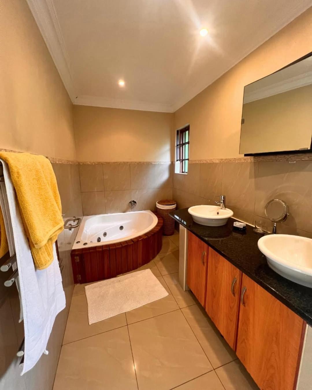 Ekhaya Guest House Ballito Kültér fotó
